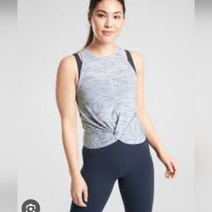 Athleta twist tank M NWT